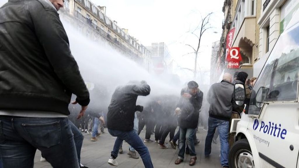 Disturbios en Bruselas, una ciudad que sigue de luto