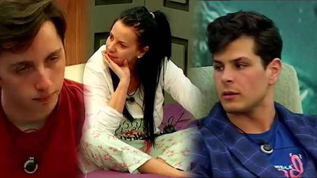 Fran Nicolás y Laura Campos comparten confidencias ante los recelos de Alejandro
