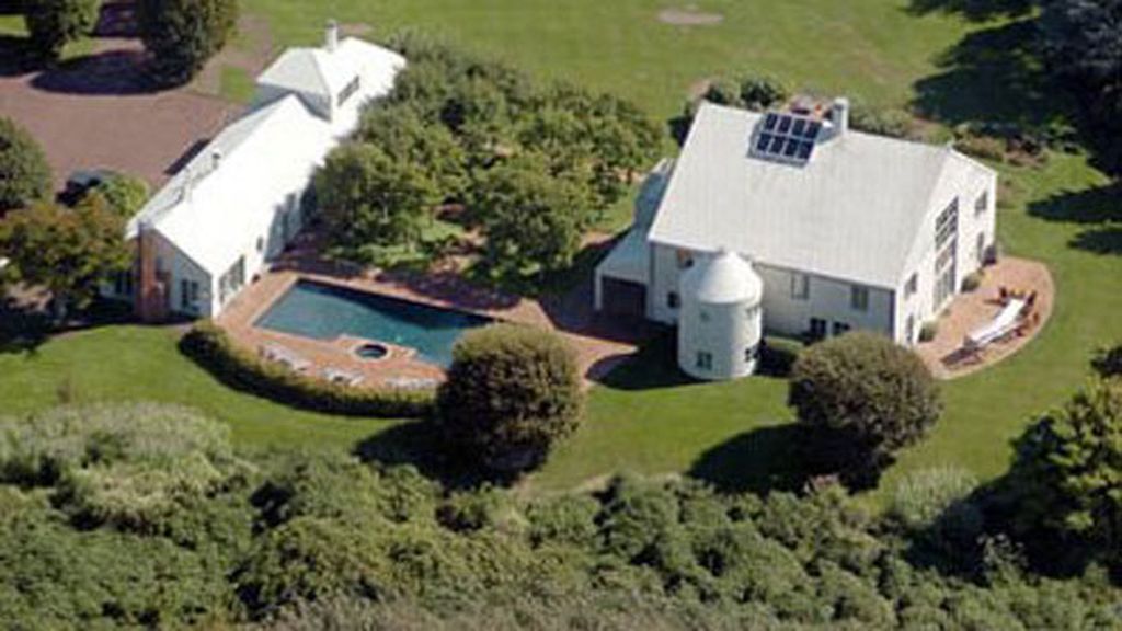 La mansión de Steven Spielberg tiene una casa principal y otra de huéspedes