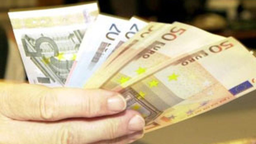 La prima de riesgo en más de 400 puntos. La prima de riesgo en más de 400 puntos.