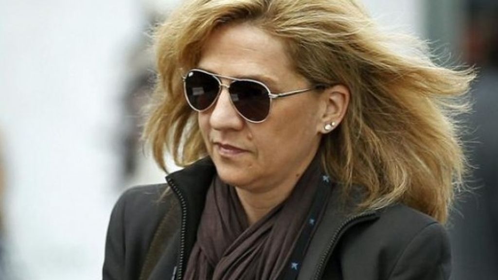 Doña Cristina renunciará si su renuncia no afecta a sus hijos y puede volver a España