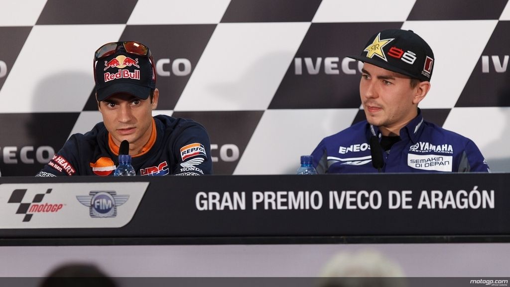 Dani Pedrosa y Jorge Lorenzo durante la rueda de prensa