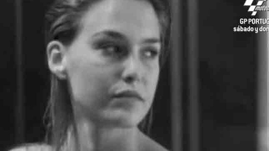 La ex novia de Di Caprio es la protagonista de un anuncio muy sensual de la firma Under Me