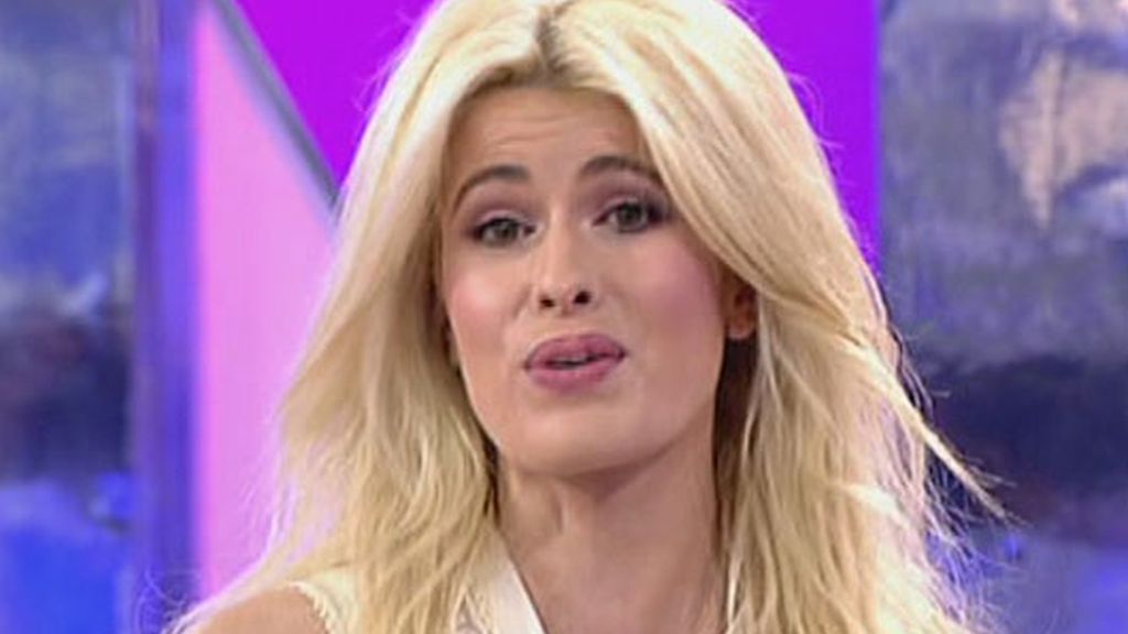 Adriana Abenia, pitufina