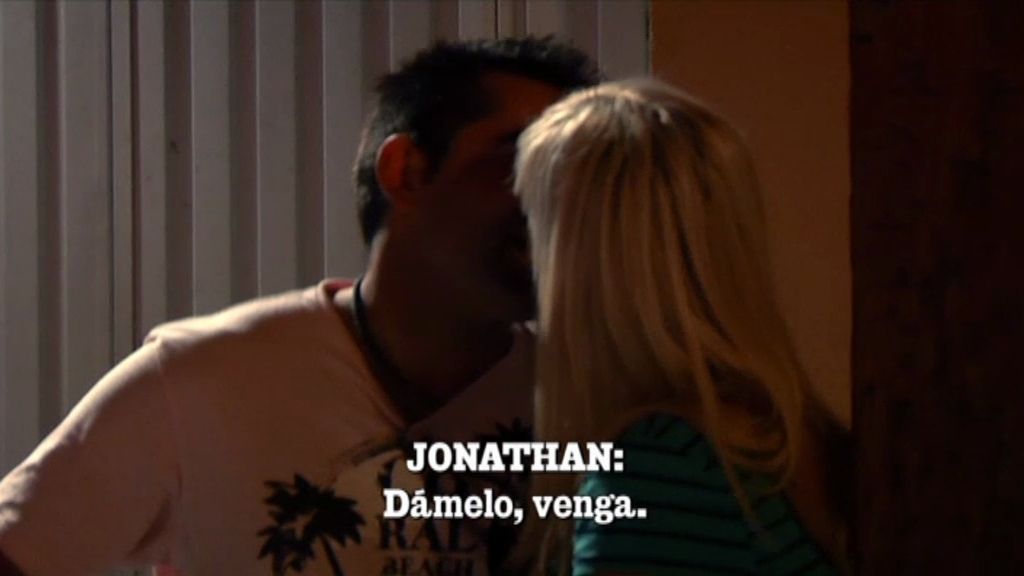 Jonathan y Elisabeth: tensión sexual