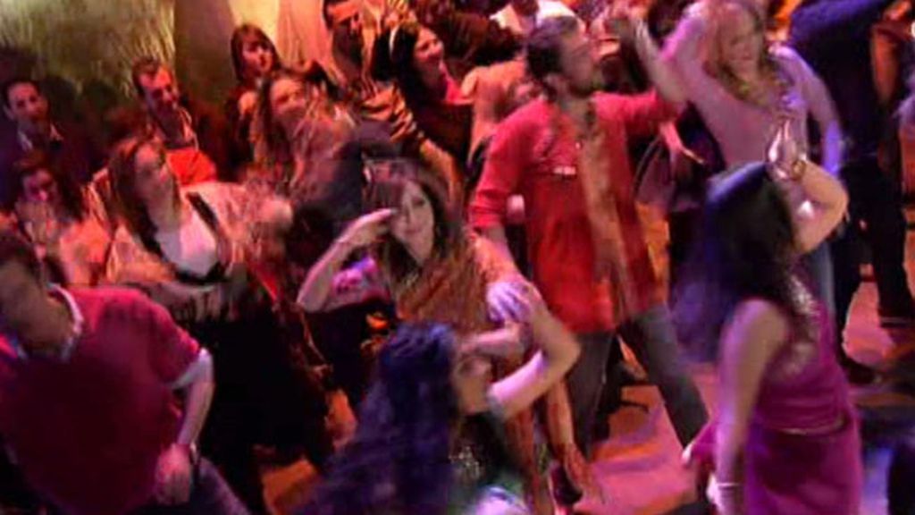 Ana Rosa, sus colaboradores y el público han demosstrado sus dotes para el baile