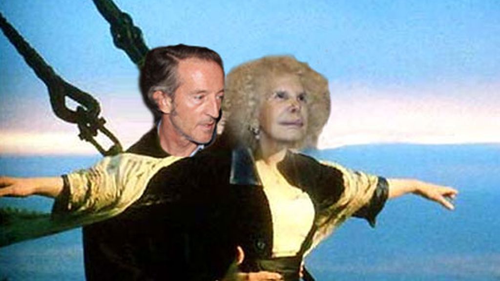 La Duquesa de Alba y Alfonso Díez, vacaciones en el mar