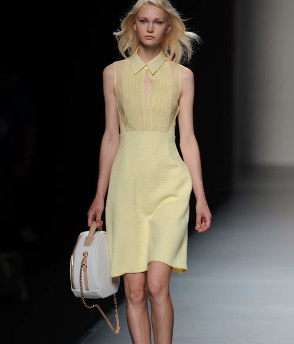 Vuelta a los 50 con Adolfo Domínguez