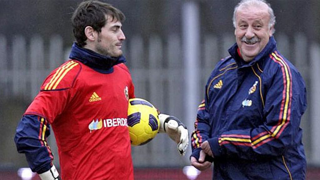 Iker Casillas y Vicente del Bosque
