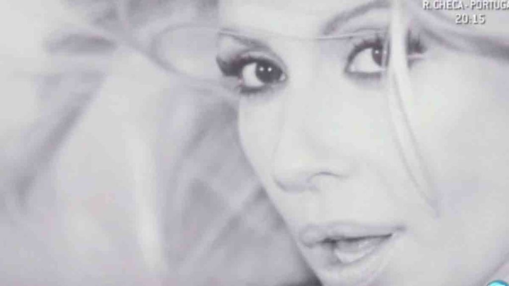 A sus 46 años, la cantante luce espectacular en su último videoclip