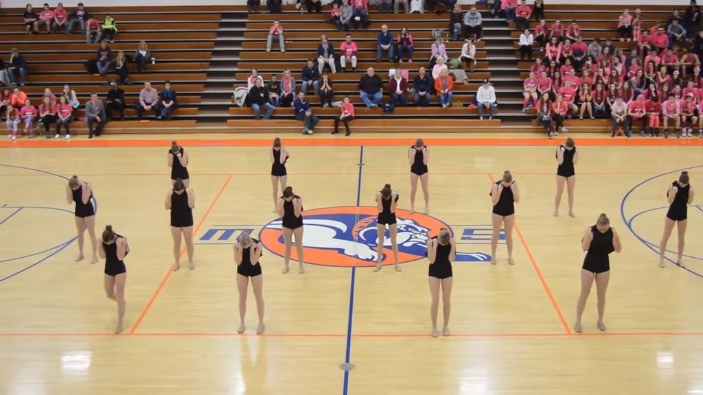 '¿A qué temes?', la emocionante coreografía de un grupo de ‘Cheerleaders’