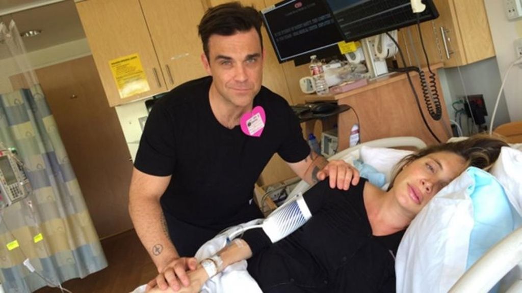 Robbie Williams comparte en las redes el parto de su mujer