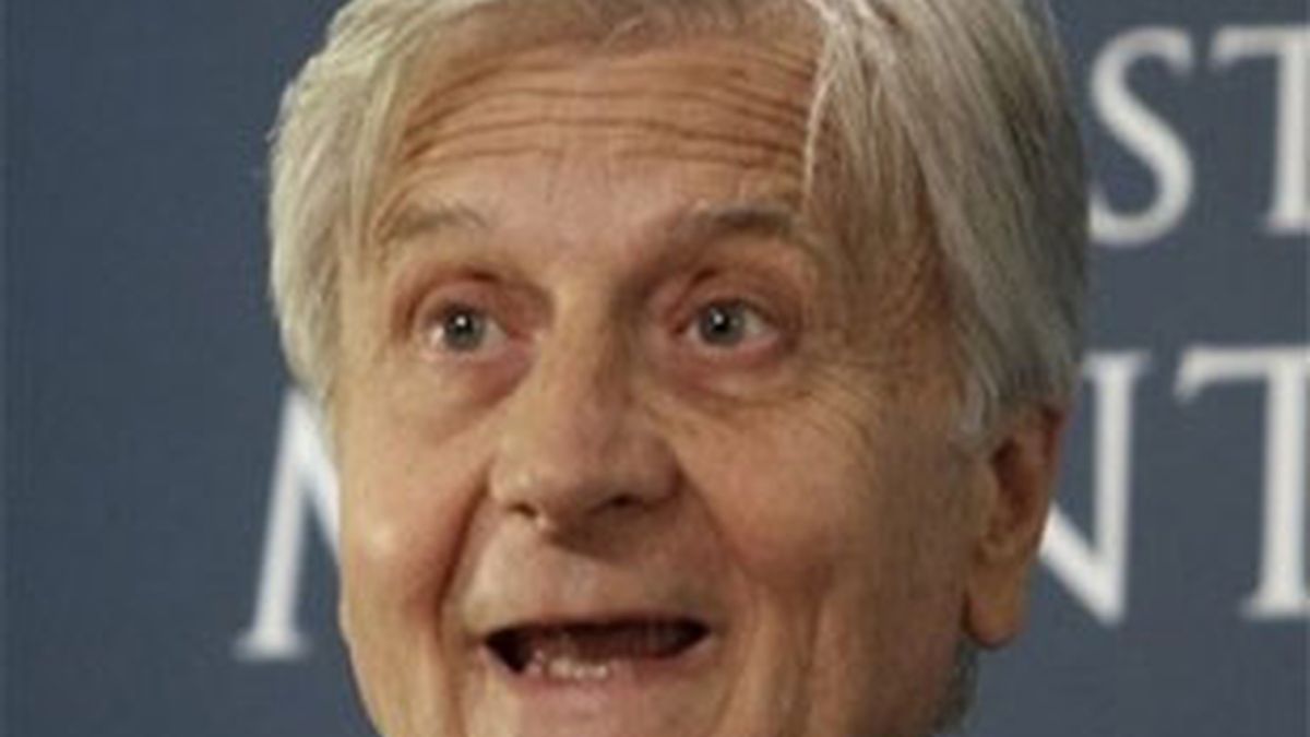 La entidad que preside Trichet compró hasta 13.305 millones durante la última semana. FOTO: AP