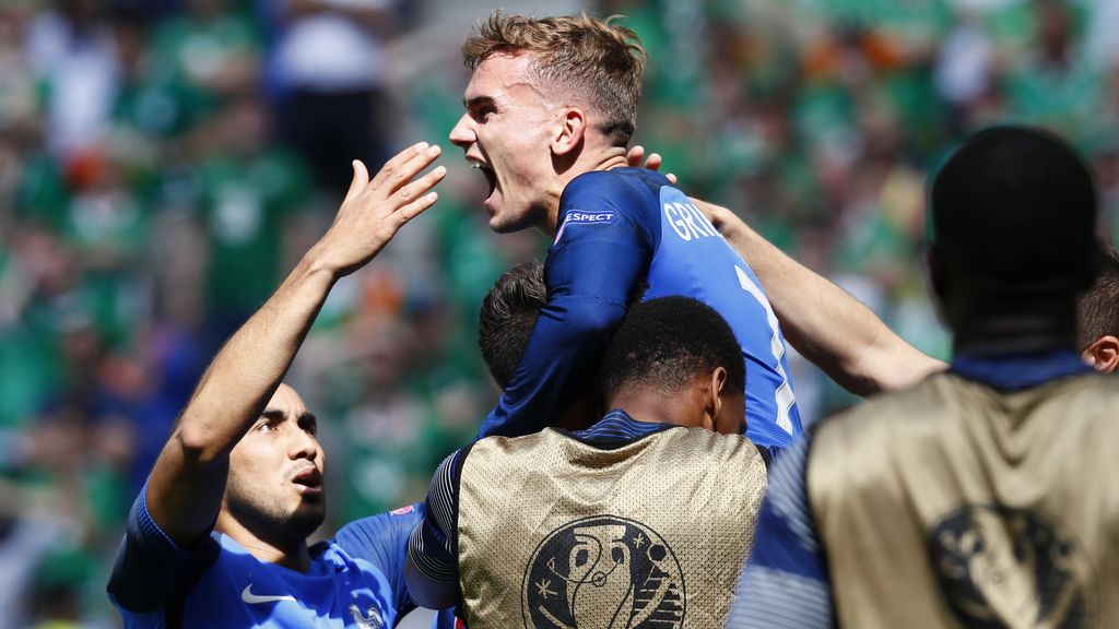 Griezmann rescata a Francia con dos goles para remontar ante Irlanda (2-1)