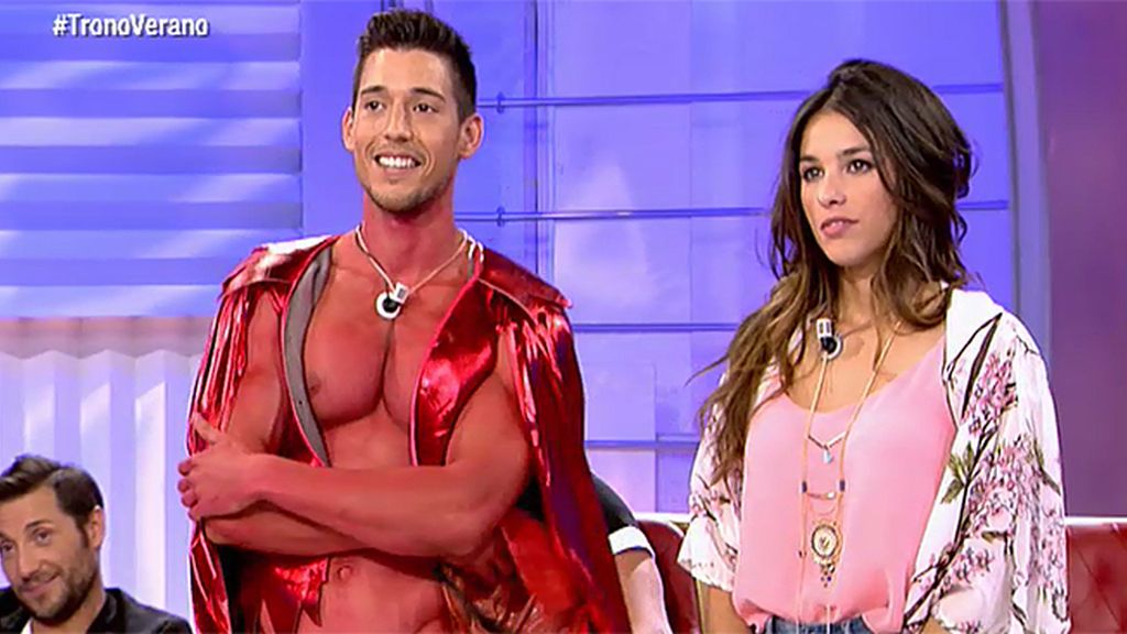 Adrián, un demonio aterrador por Jennifer Adrián, un demonio aterrador por Jennifer