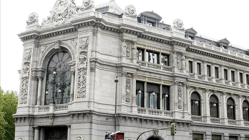 Vista de la fachada del Banco de España. EFE/Archivo Vista de la fachada del Banco de España. EFE/Archivo