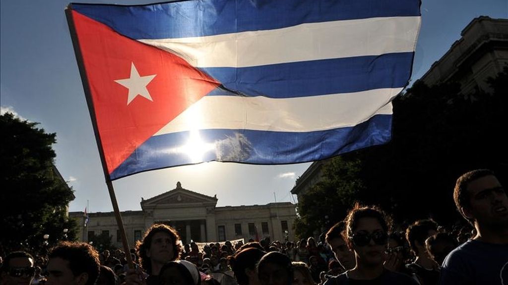 El Gobierno cubano señala que el 5 de mayo -un día antes de que el disidente fuese hospitalizado- Soto García provocó en un parque de Santa Clara una "alteración del orden" y que fue conducido a una unidad policial pero quedó libre "tres horas después sin incidencia alguna". EFE/Archivo El Gobierno cubano señala que el 5 de mayo -un día antes de que el disidente fuese hospitalizado- Soto García provocó en un parque de Santa Clara una "alteración del orden" y que fue conducido a una unidad policial pero quedó libre "tres horas después sin incidencia alguna". EFE/Archivo