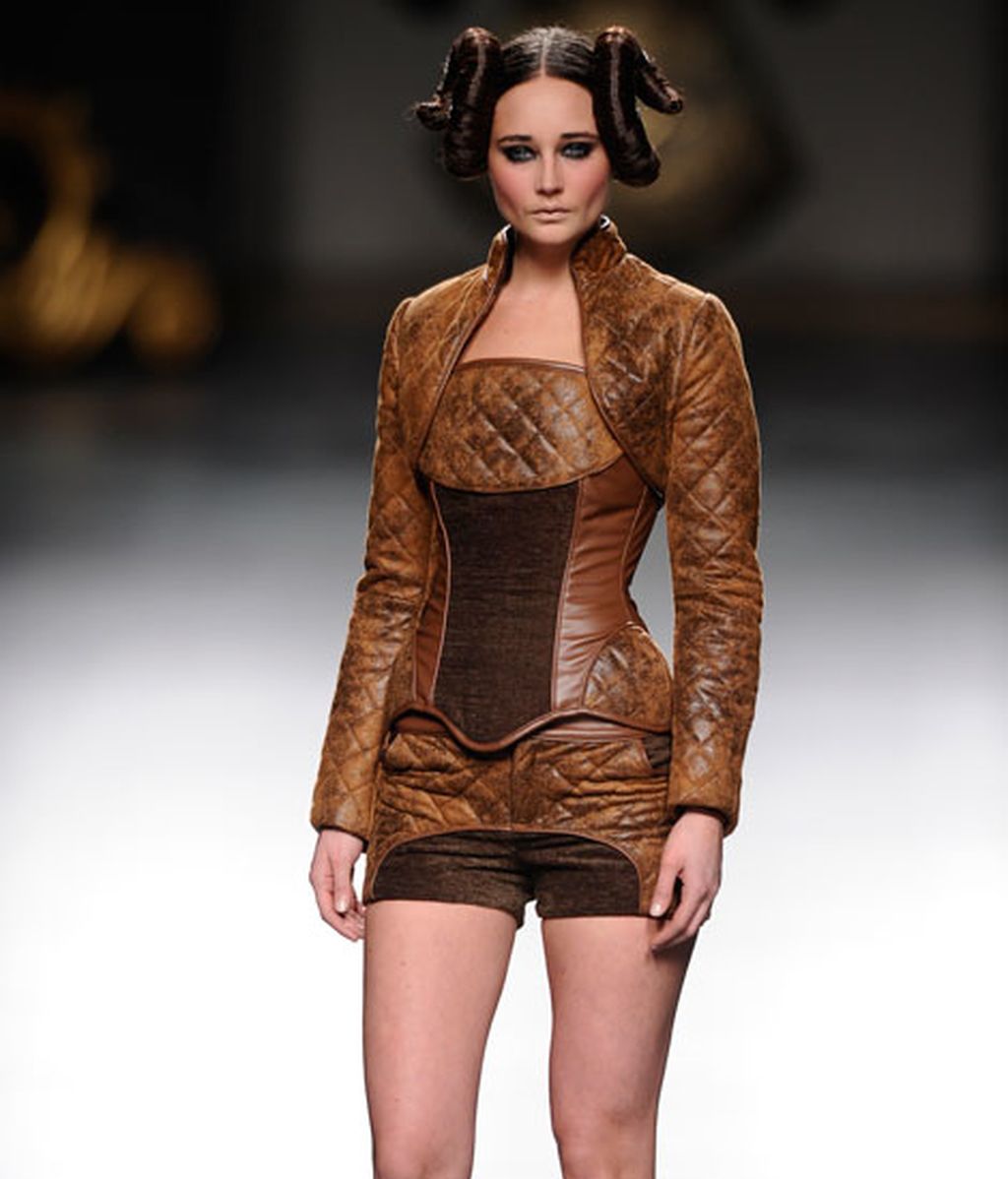 Corsés llenos de potencia e imaginación