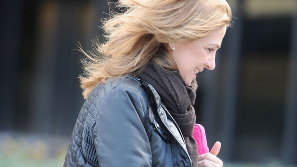 La infanta Cristina, muy sonriente en Barcelona