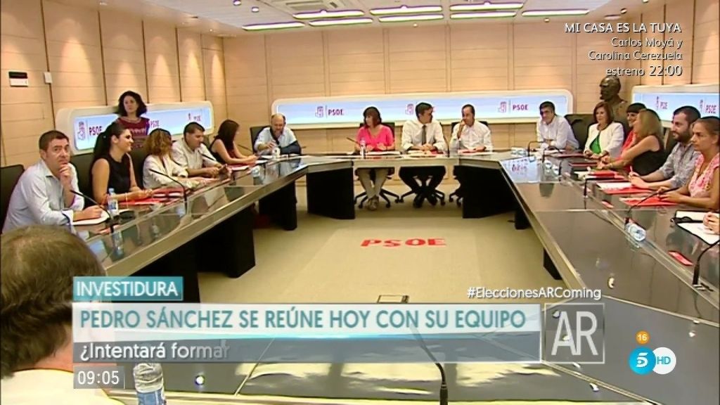 Sánchez reúne a su Ejecutiva para que le den luz verde y negociar con Podemos y C's