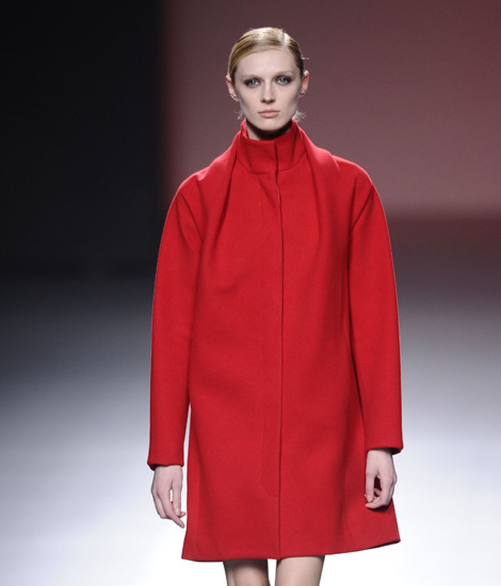 Volúmenes en faldas, vestidos y chaquetas