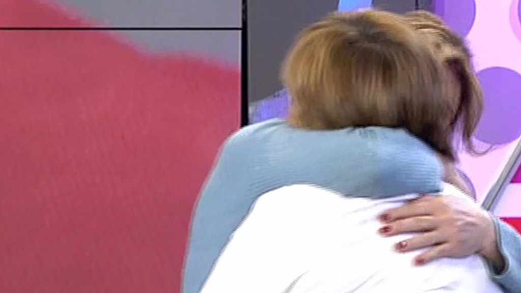 Las lágrimas de Chelo y el abrazo de Mila
