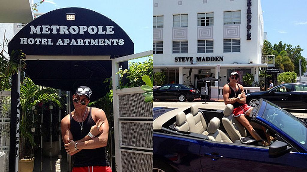 Dos solteros en América