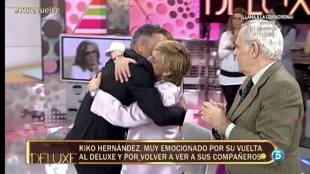 El colaborador se rencuentra con sus compañeros