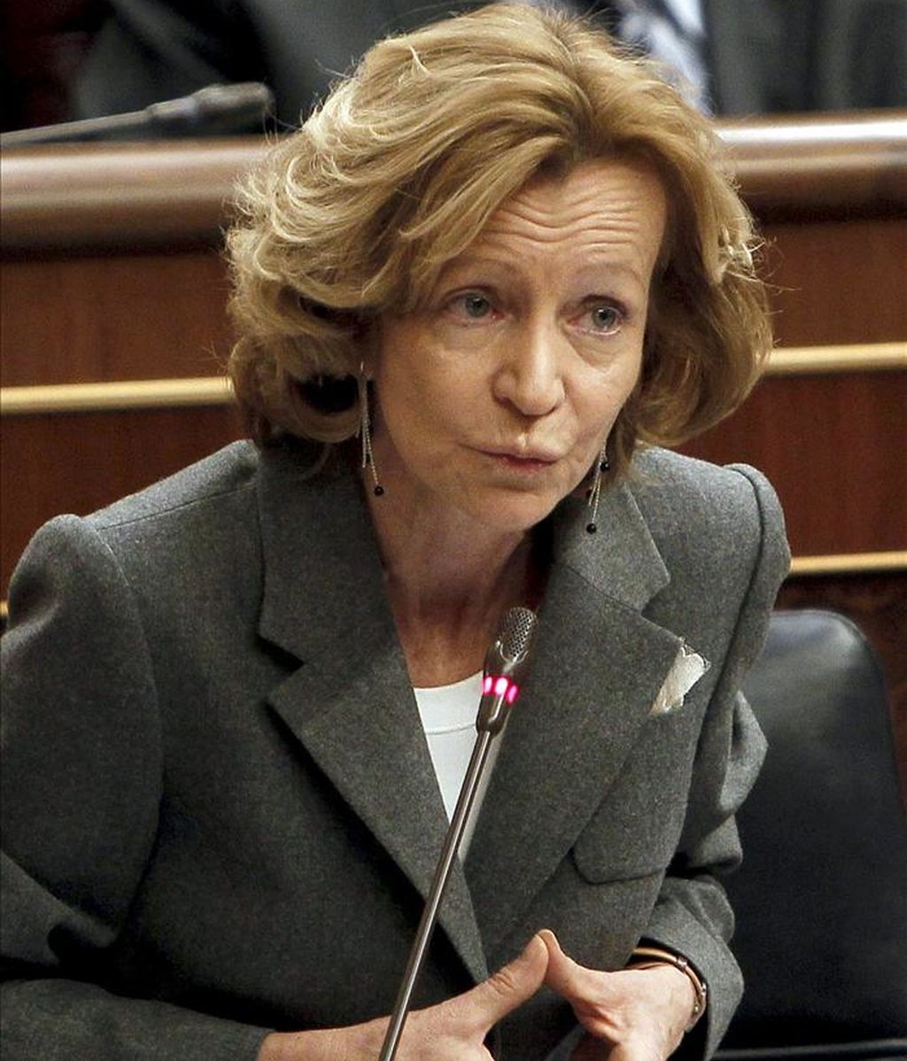 La vicepresidenta segunda del Gobierno, Elena Salgado, en la sesión de control que se desarrolló ayer en el Congreso. EFE La vicepresidenta segunda del Gobierno, Elena Salgado, en la sesión de control que se desarrolló ayer en el Congreso. EFE
