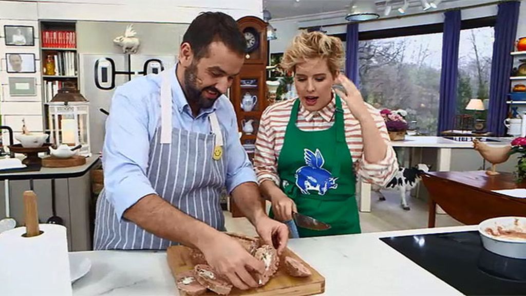 David de Jorge y Tania Llasera hacen rollo de carne 'Marilén' con salsa de yogurt