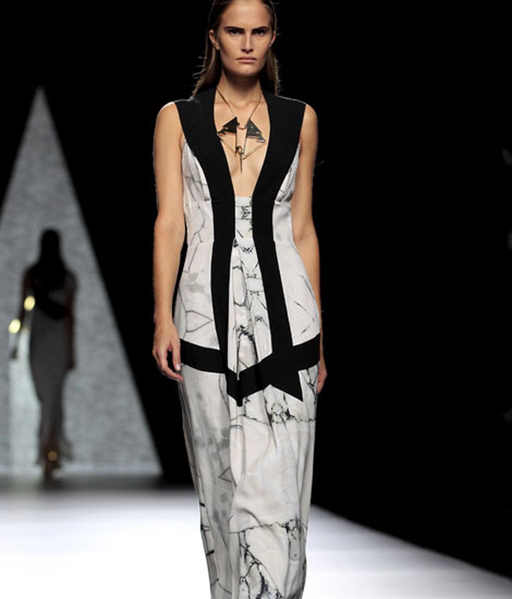 Las formas piramidales y el color flúor