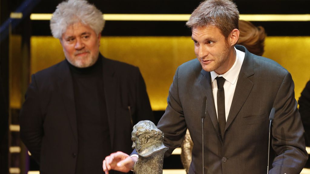 El director de 'Relatos salvajes' bromea con el peso de su Goya