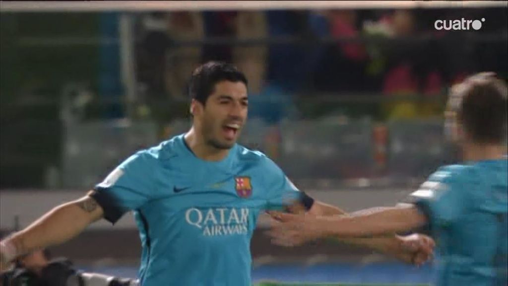 ¡Luis Suárez abre la lata del Guangzhou tras un cañonazo de Rakitic! ¡Uruuuguayooo!