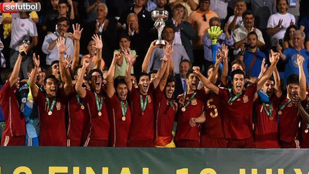 La Sub-19 ya está en España con el título europeo