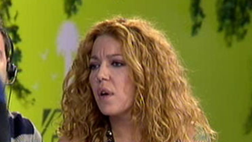 Mila y Sofía Cristo, enfrentadas