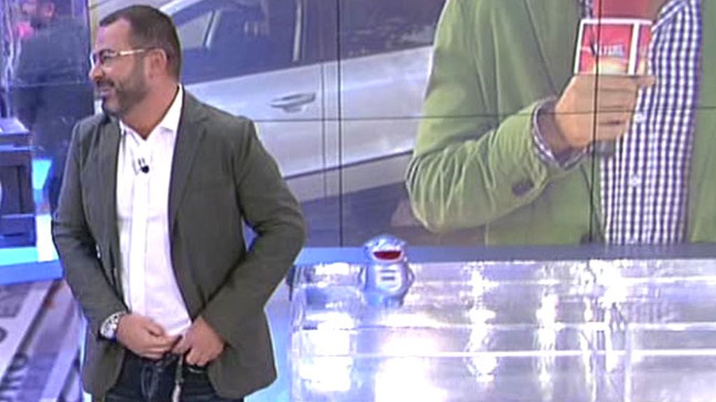 J.J. y José Antonio enseñan los calzoncillos