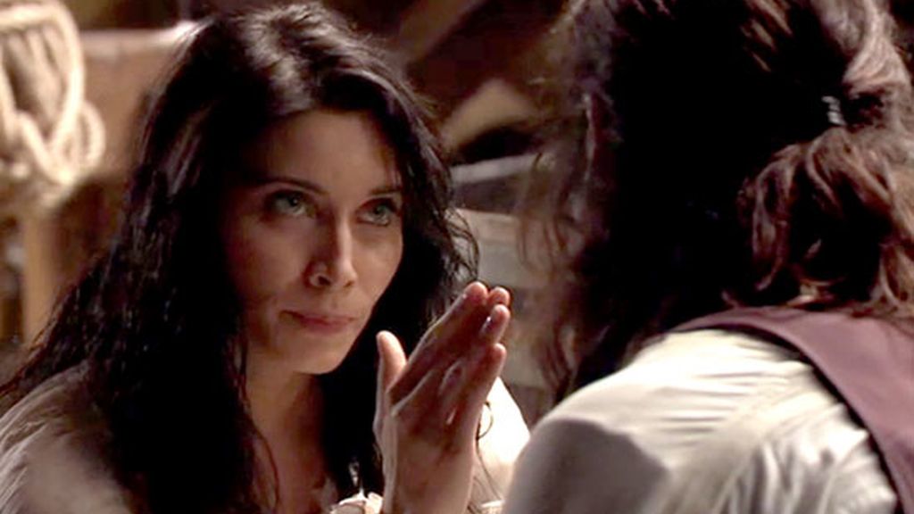 Carmen Bocanegra pierde la ropa