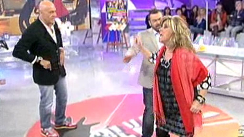 Los colaboradores se acusan mutuamente de mentir