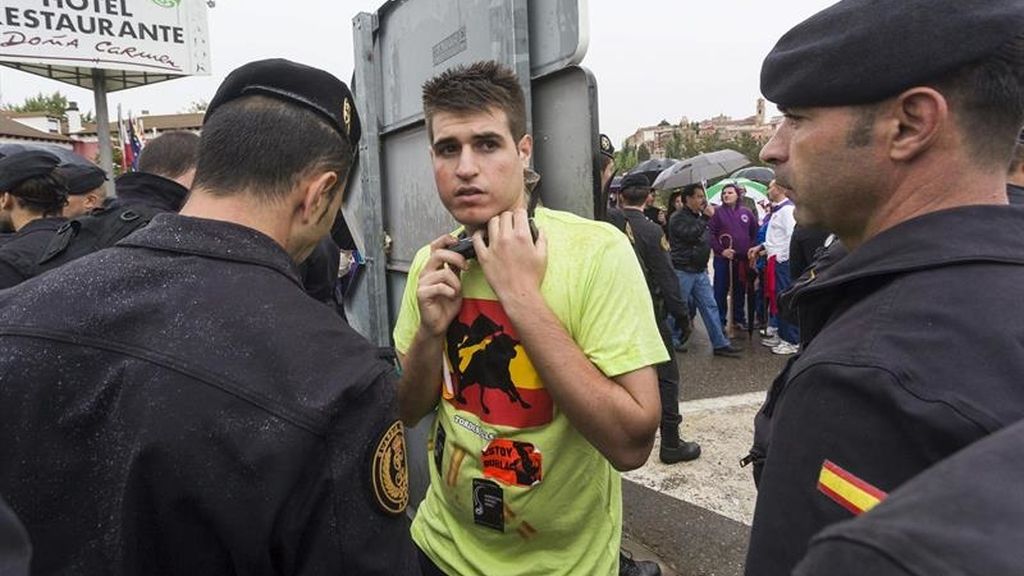 Enfrentamientos y tensión en el Toro de la Vega
