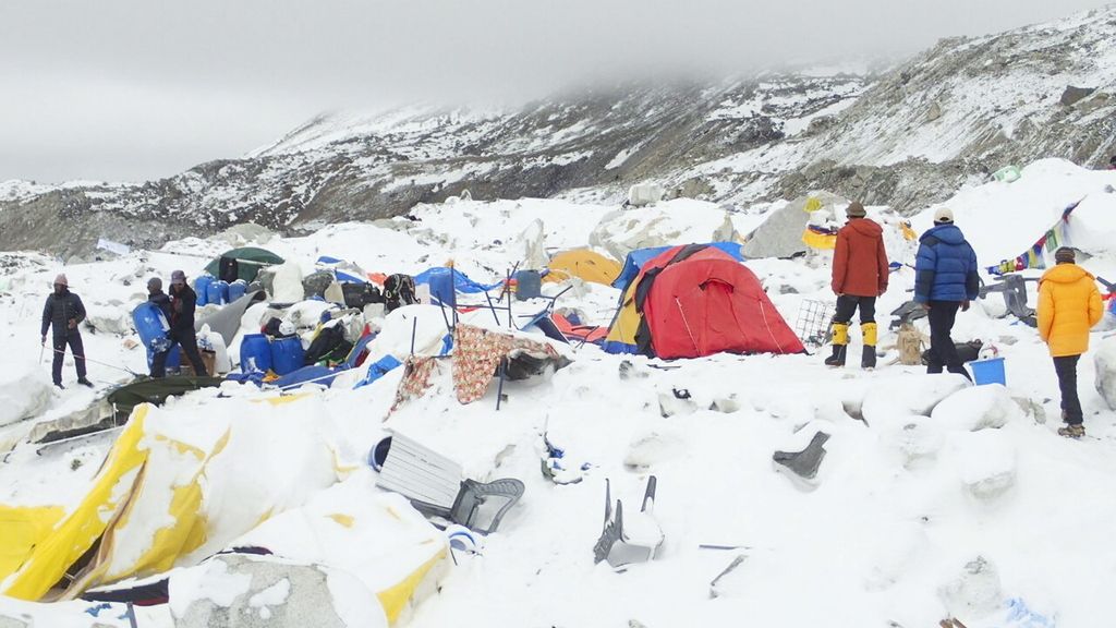Así se vivió la avalancha tras el terremoto en el campo base del Everest