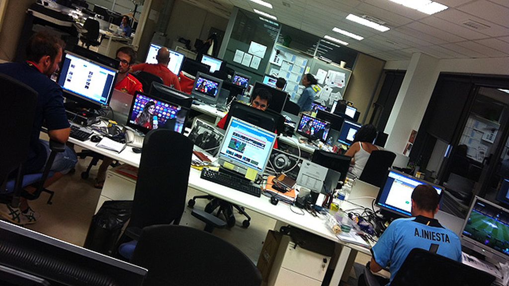 El equipo de la web de Mediaset, haciendo historia con ‘La Roja’