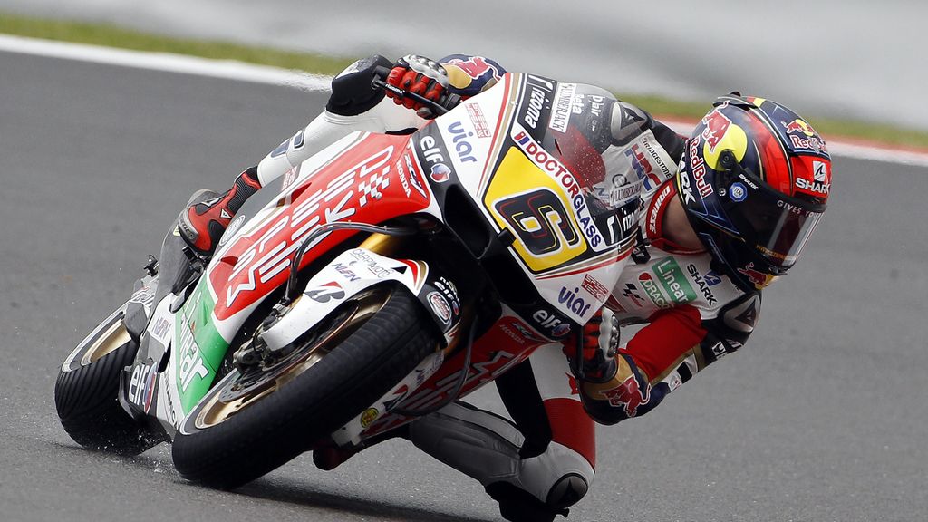 El alemán Stefan Bradl durante los entrenamientos de Silverstone