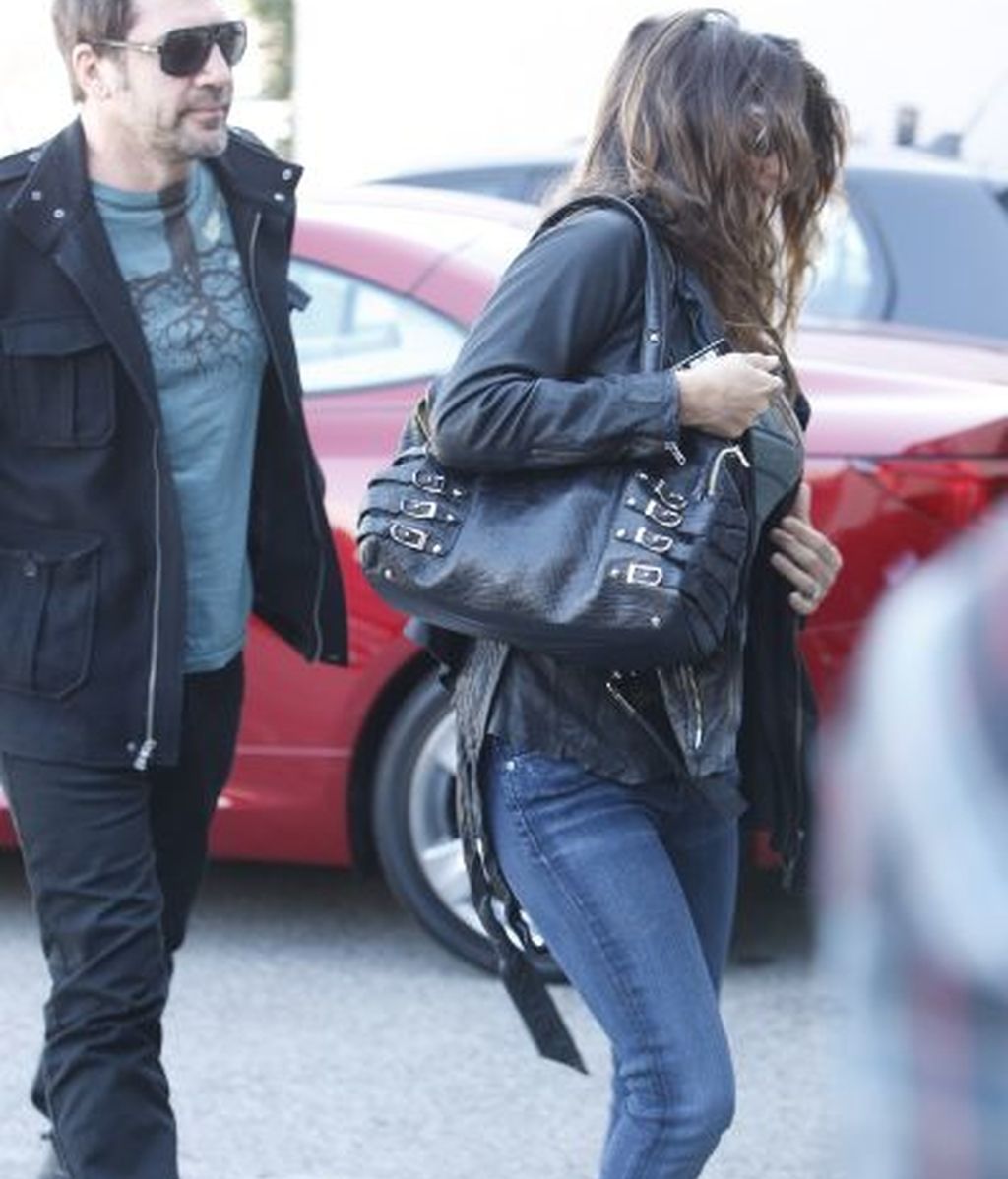 Penélope reaparece tras el parto