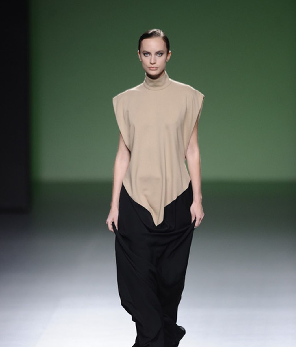 Volúmenes en faldas, vestidos y chaquetas