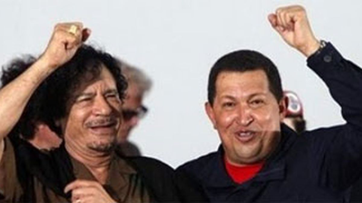 "Nosotros reconocemos un solo gobierno: el que dirige Muamar Gadafi, no hay otro gobierno para nosotros", ha enfatizado el mandatario venezolano. Foto: Archivo/AP