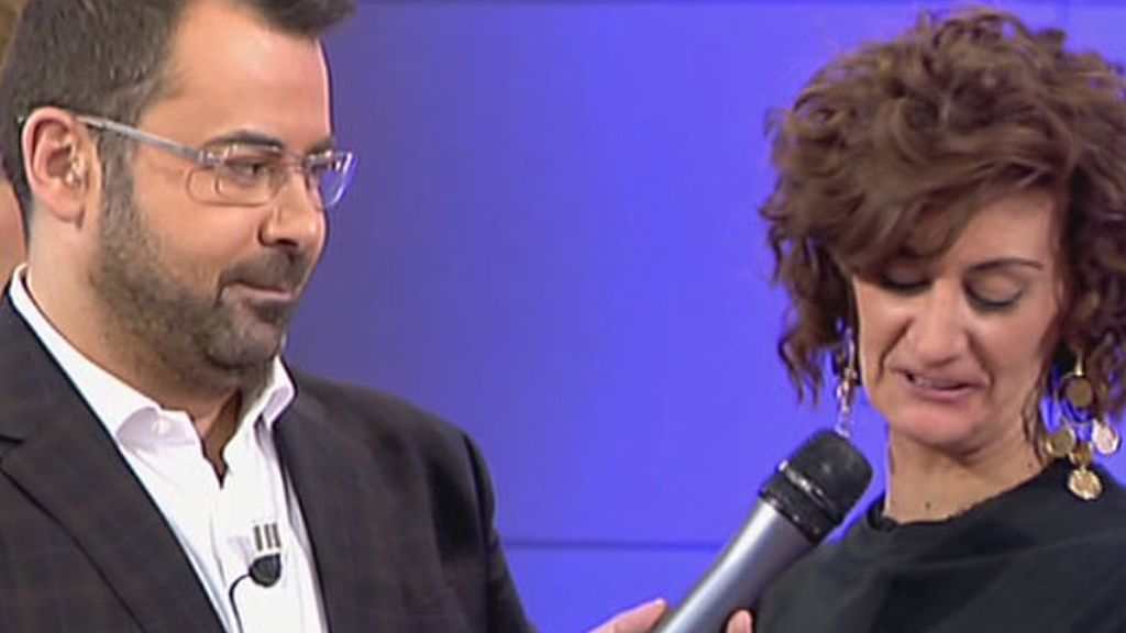 Paqui se entera de que está embarazada en directo