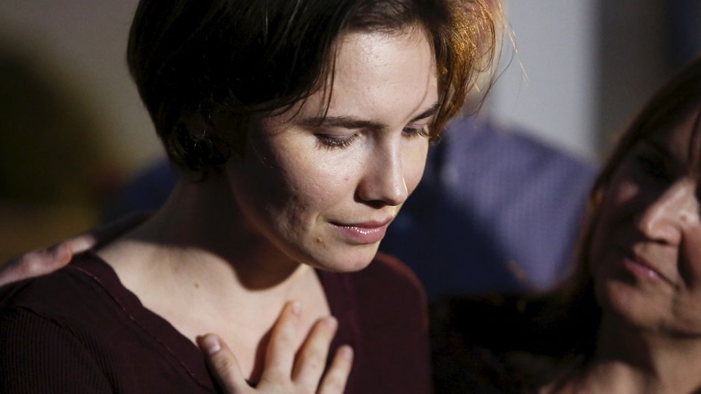 Amanda Knox, absuelta del asesinato de su compañera de piso