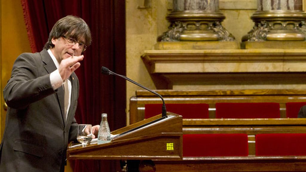 Puigdemont promete situar a los catalanes "a las puertas del nuevo Estado"