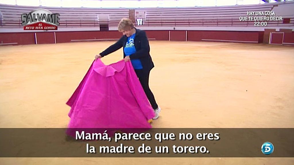 Melu vacía la nevera de Carmen Bazán, se la lleva a comprar y entrenan