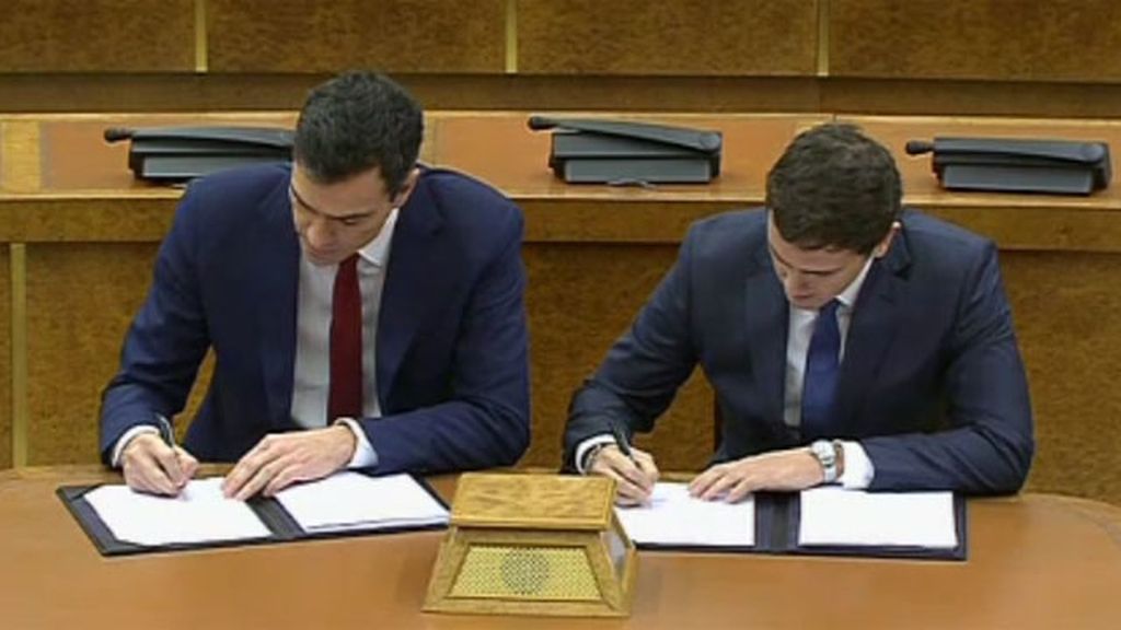 Sánchez y Rivera firman el acuerdo para un Gobierno “reformista y de progreso”